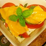 豆腐とトマトバジルのチーズ焼き